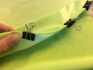 {DIY} Tuto couture pochette à goûter lavable. Etui imperméable pour sandwich, encas, snack. Fabriquer un sac à goûter lavable.