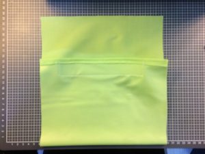 {DIY} Tuto couture pochette à goûter lavable. Etui imperméable pour sandwich, encas, snack. Fabriquer un sac à goûter lavable.
