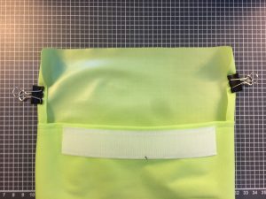 {DIY} Tuto couture pochette à goûter lavable. Etui imperméable pour sandwich, encas, snack. Fabriquer un sac à goûter lavable.