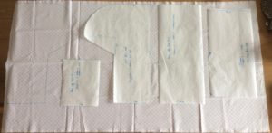 Couffin de poupée ou poupon 30cm. DIY couture débutant. Tuto illustre et complet. Patron gratuit. 
