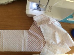 Couffin de poupée ou poupon 30cm. DIY couture débutant. Tuto illustre et complet. Patron gratuit. 
