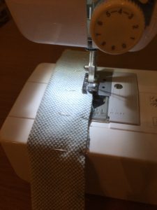 Couffin de poupée ou poupon 30cm. DIY couture débutant. Tuto illustre et complet. Patron gratuit. 