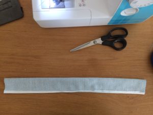 Couffin de poupée ou poupon 30cm. DIY couture débutant. Tuto illustre et complet. Patron gratuit. 